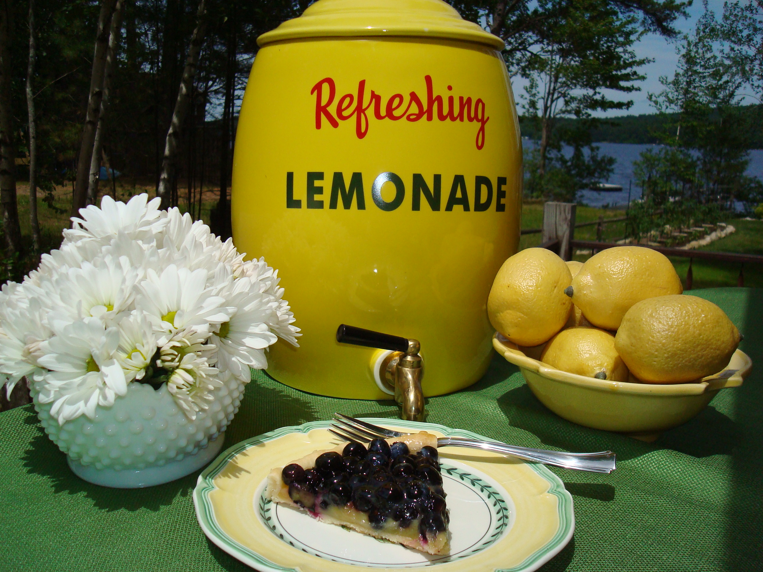blueberry and lemon tart