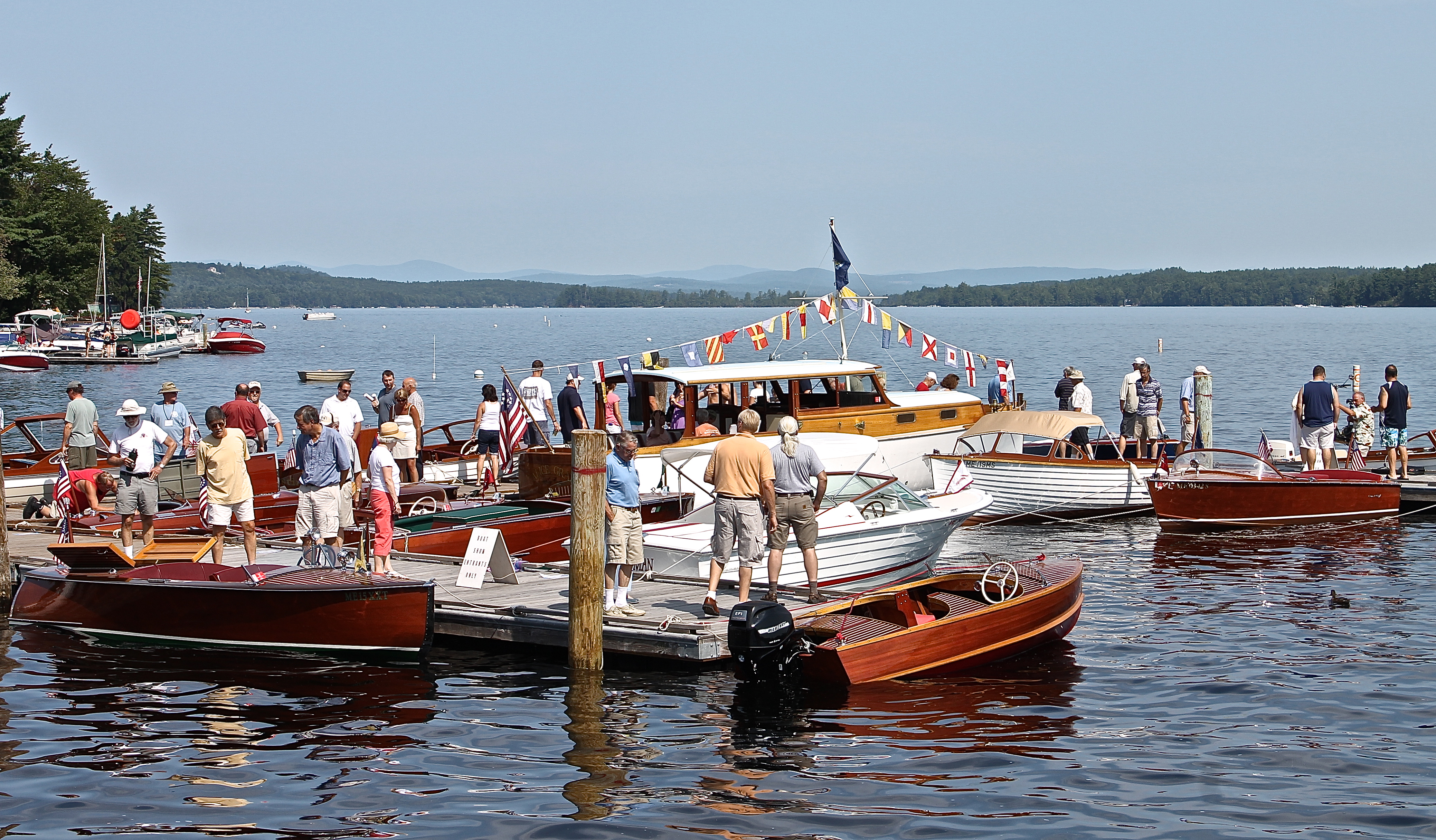 naples antique wooden boat show