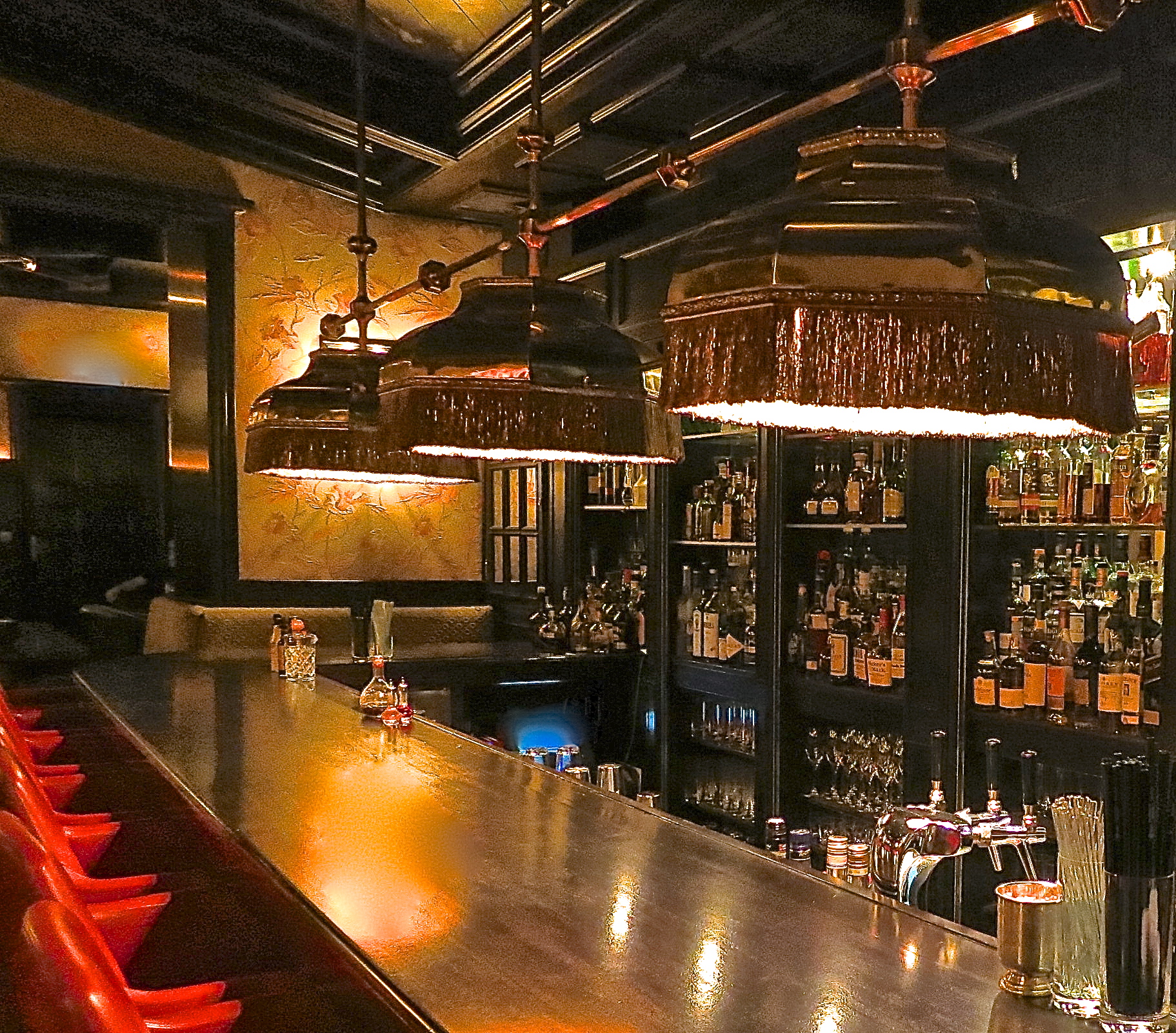 the-piano-bar-vier-jahreszeiten-munich-germany