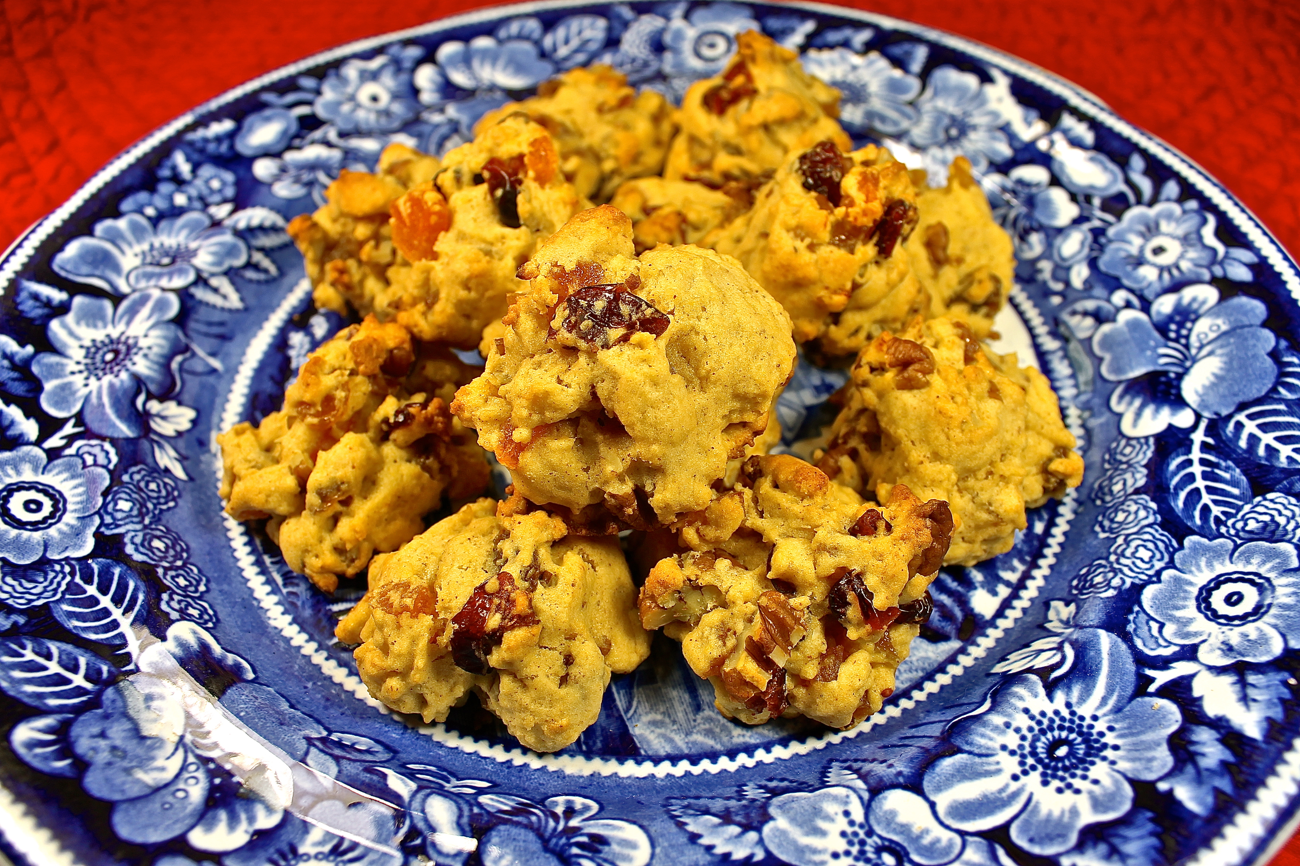 fruit and nut cookies
