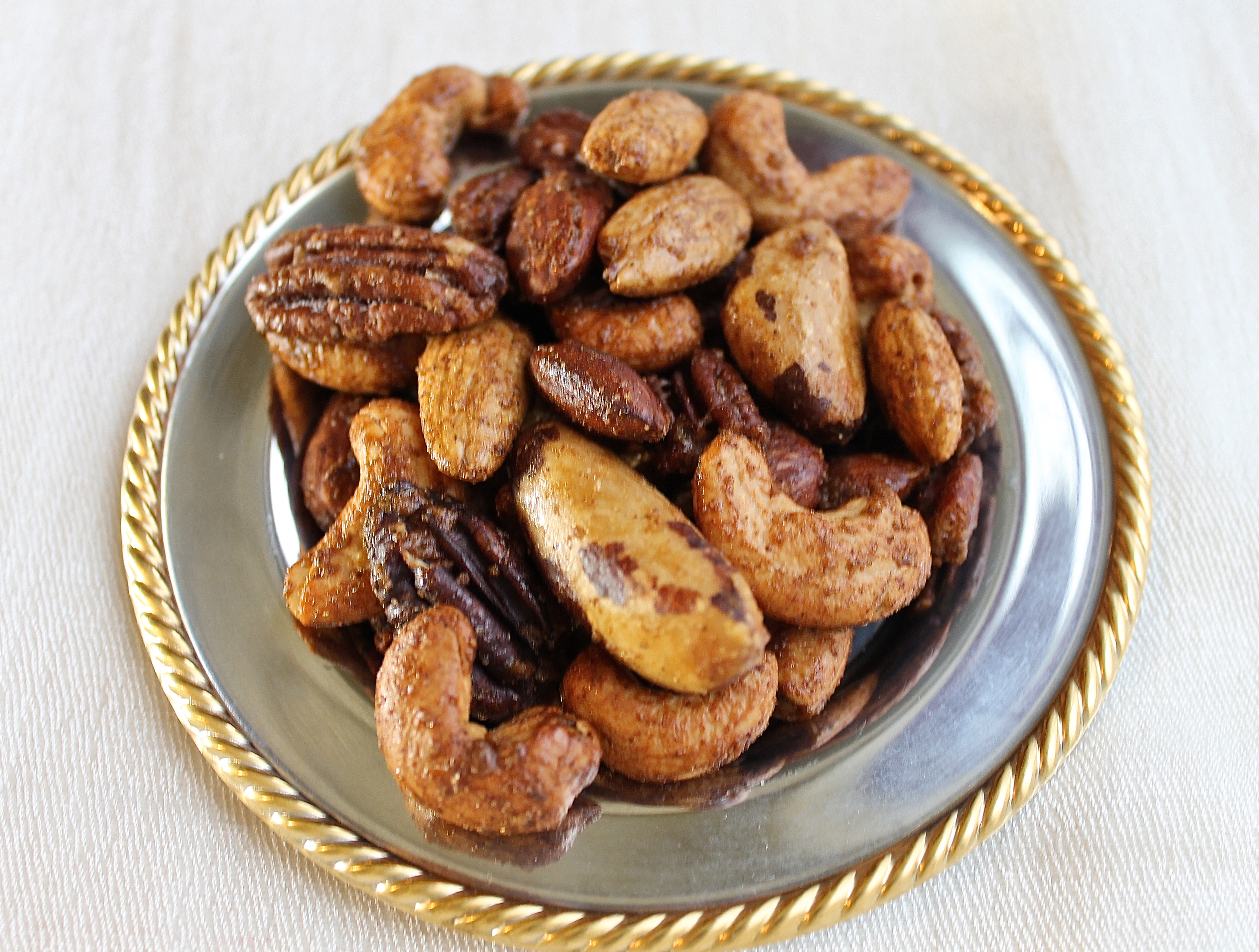 Spicy Roasted Mixed Nuts
