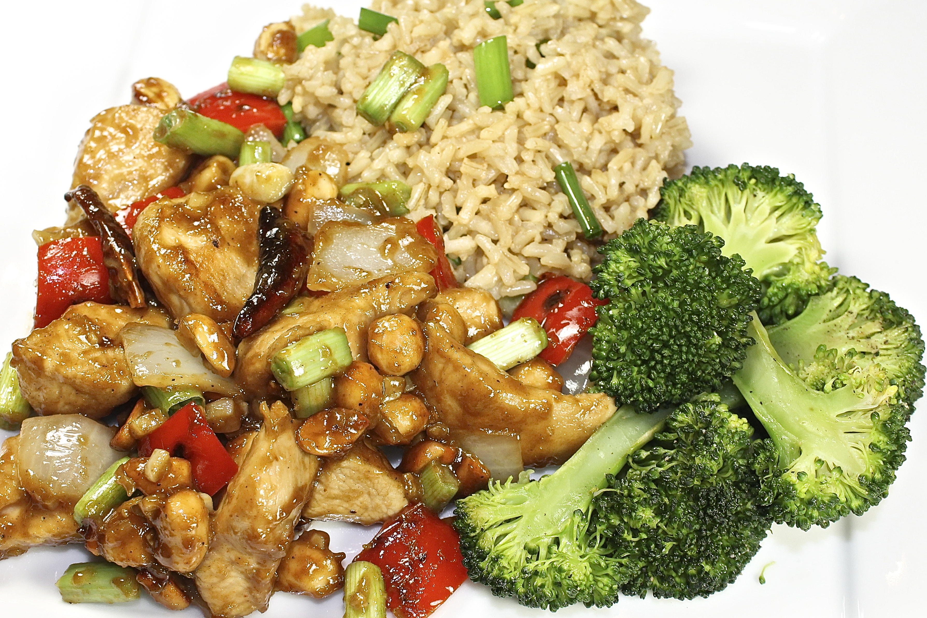 Kung Pao Szechuan Style Chicken With Peanuts