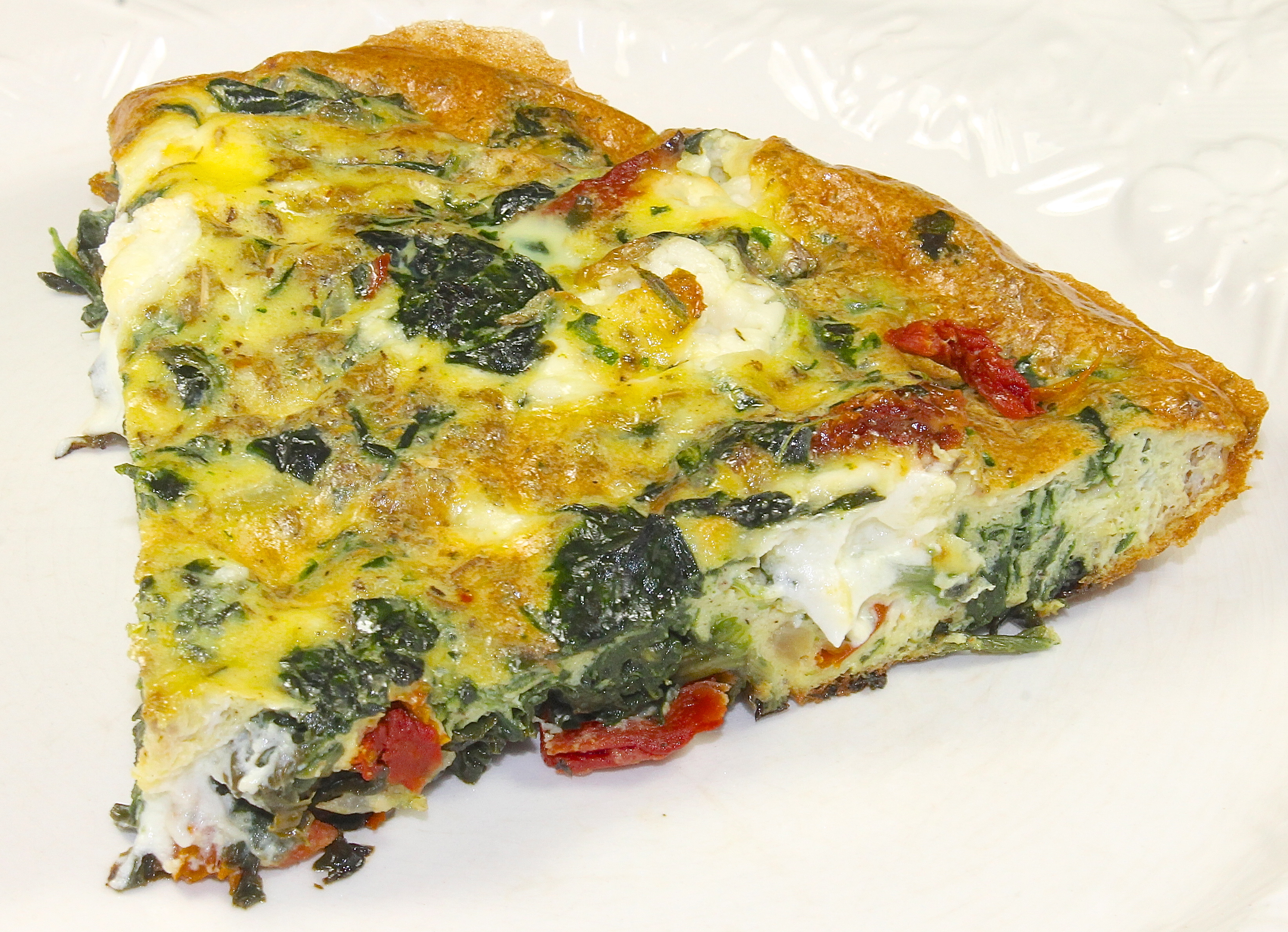 Spinach, Sun Dried Tomato and Goat Cheese Frittata 