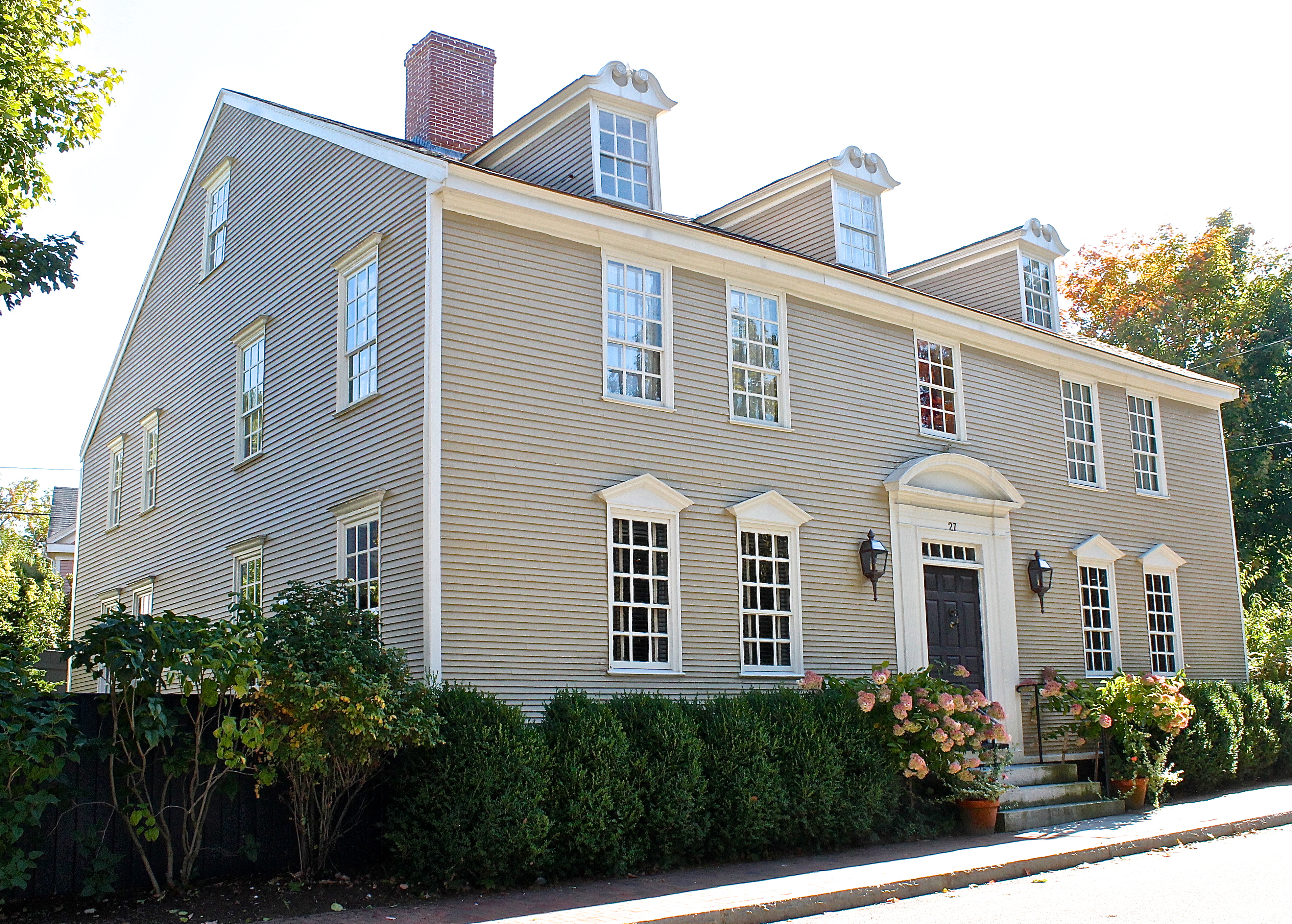 Explore The Narrow Streets  Of Portsmouth To See Fine Examples Of The Beautiful Architecture