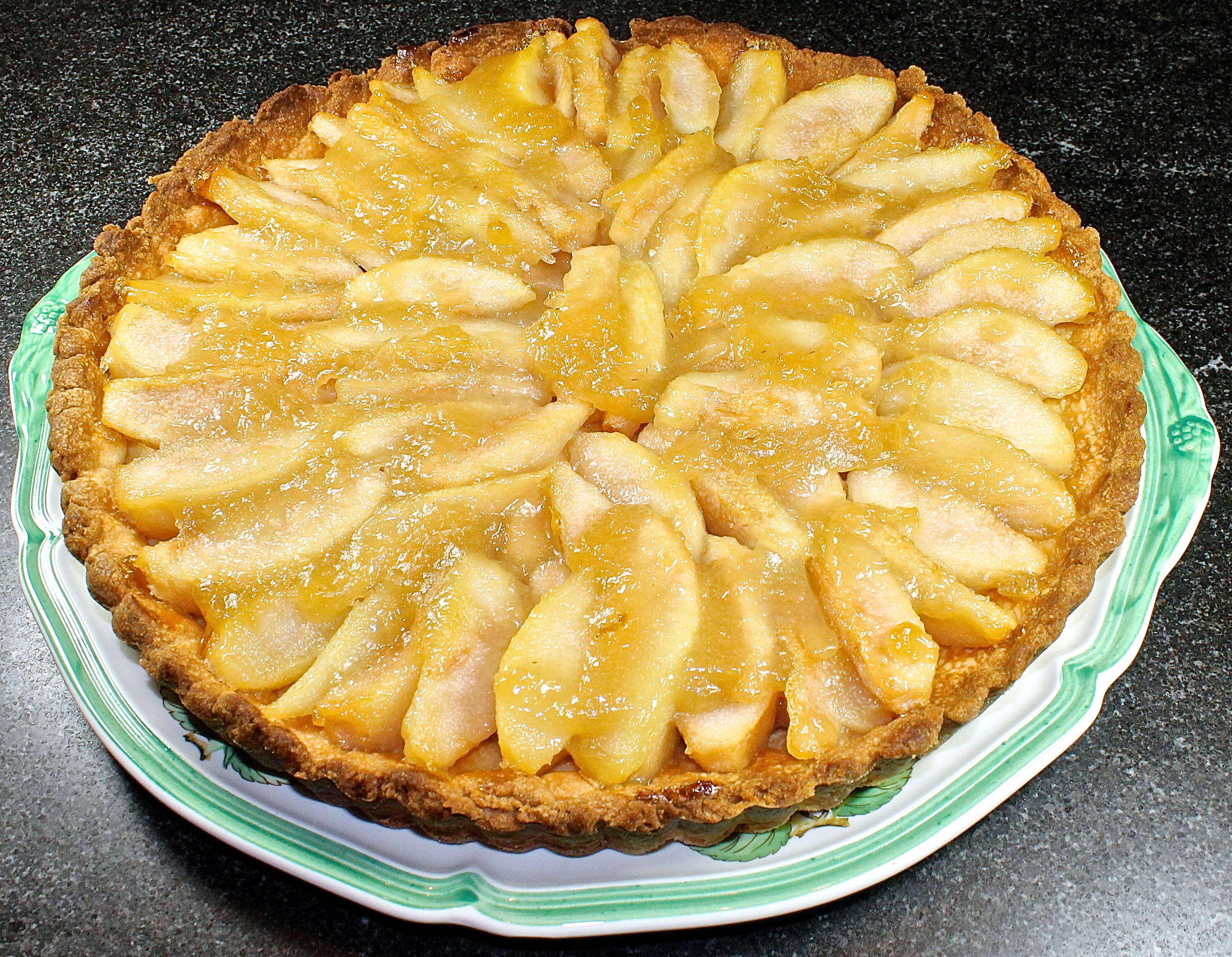 Pear And Ginger Tart With Shortbread Crust