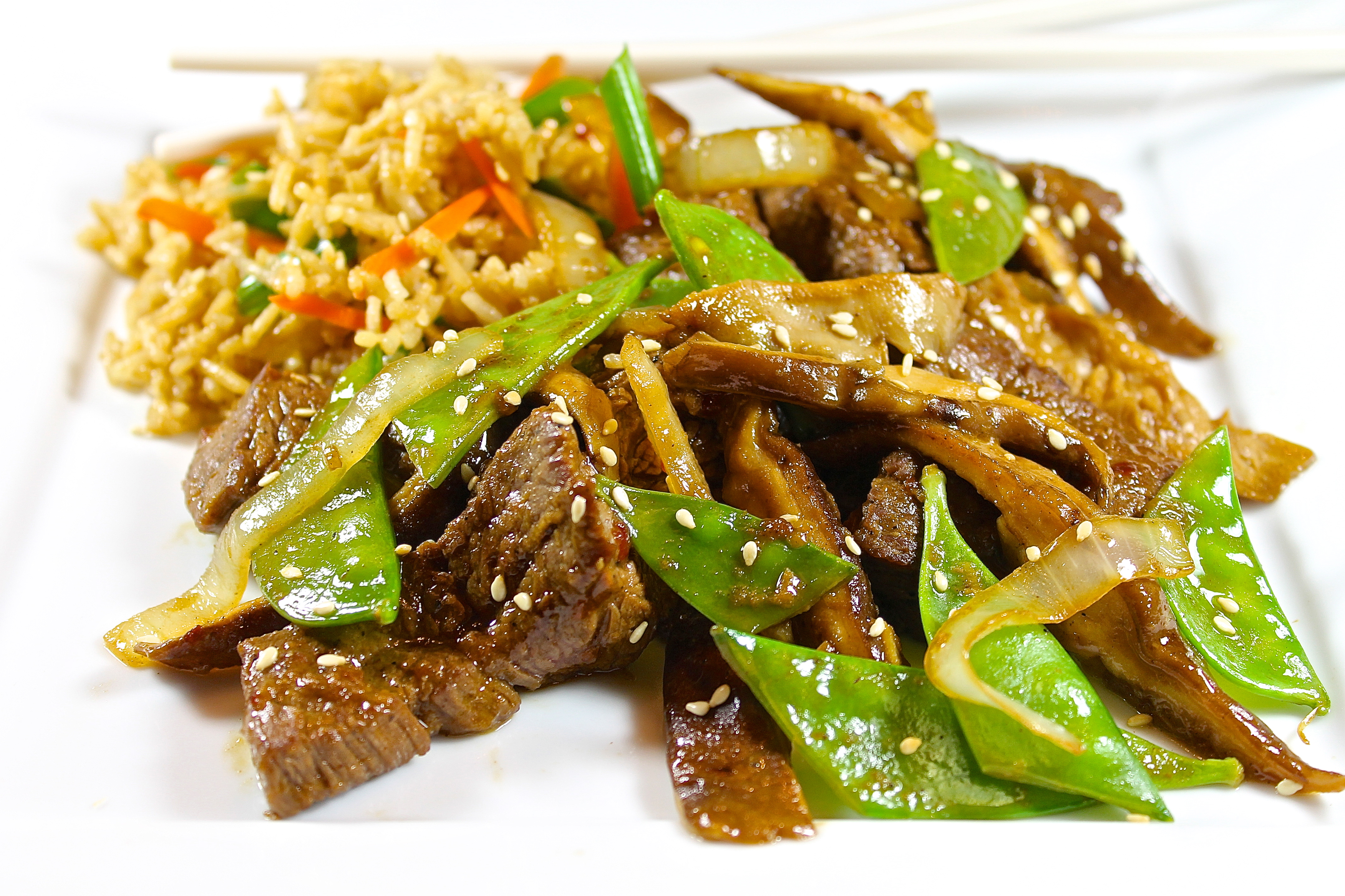 Stir Fried Beef With Snow Peas In A Garlic Ginger Sauce