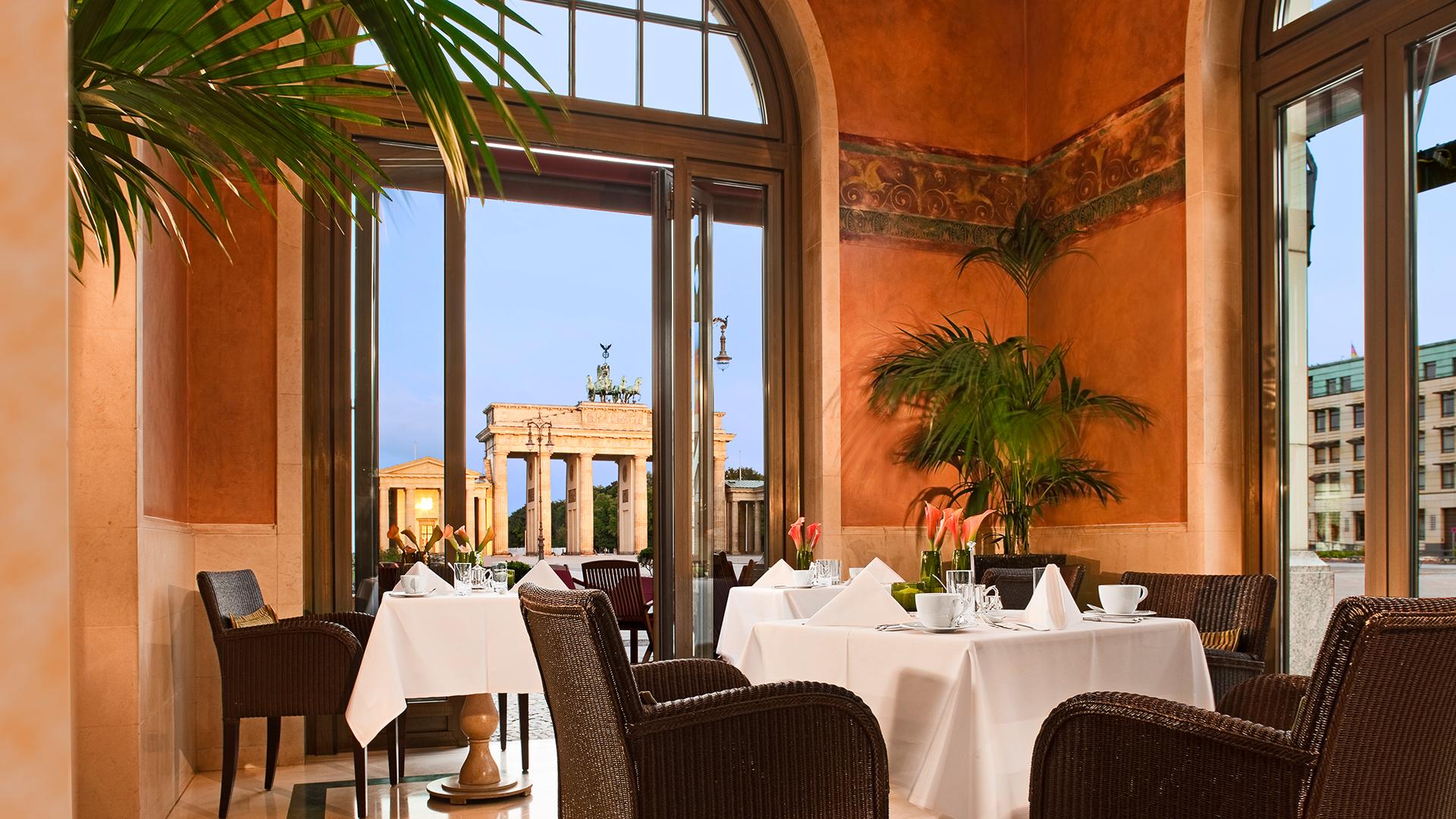quarre-restaurant-at-the-adlon-hotel-berlin