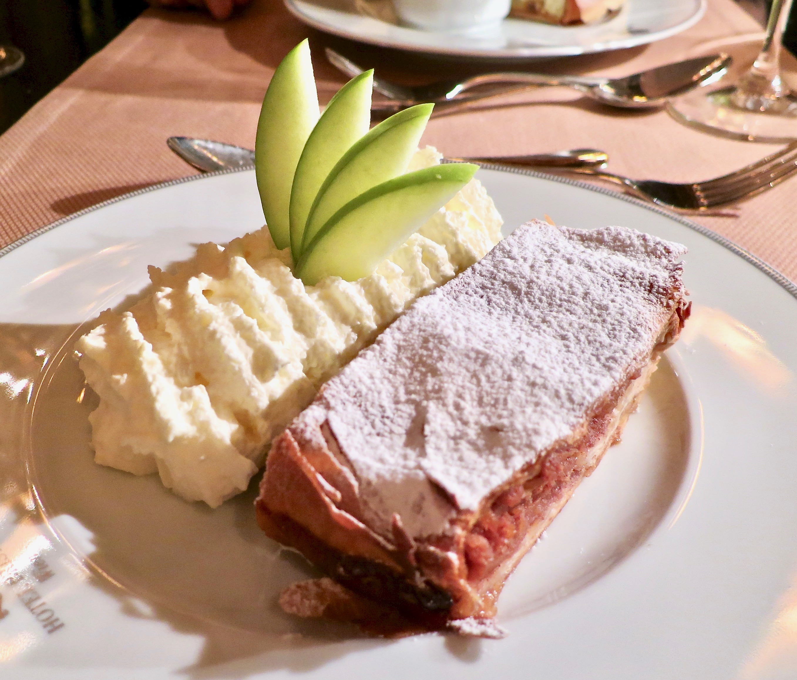 apple-strudel 