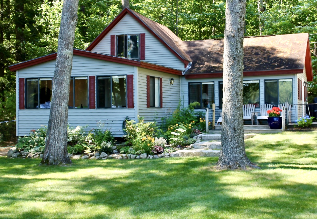 summer cottage in Maine