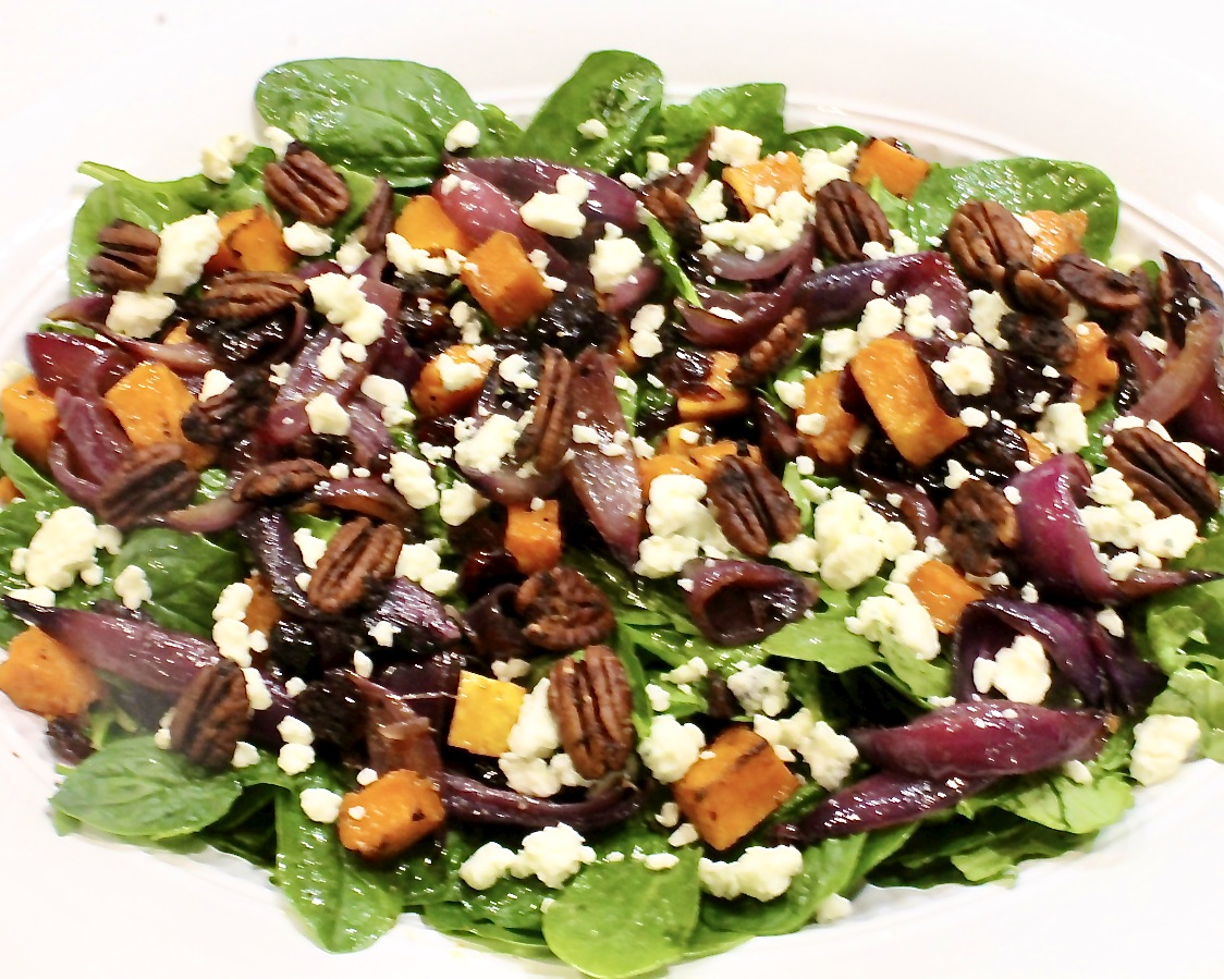harvest salad with roasted butternut squash and red onion