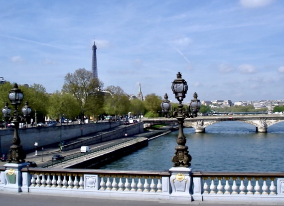 bridge across the seine