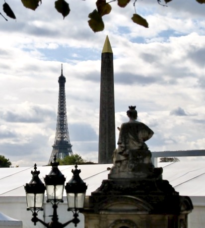  monuments seen from Place de la Concorde 