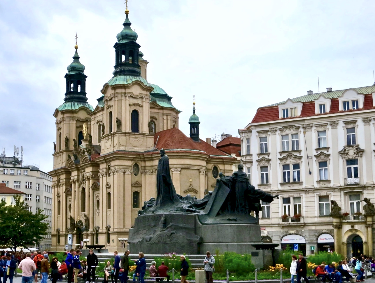 Jan Hus Memorial, Old Town Square