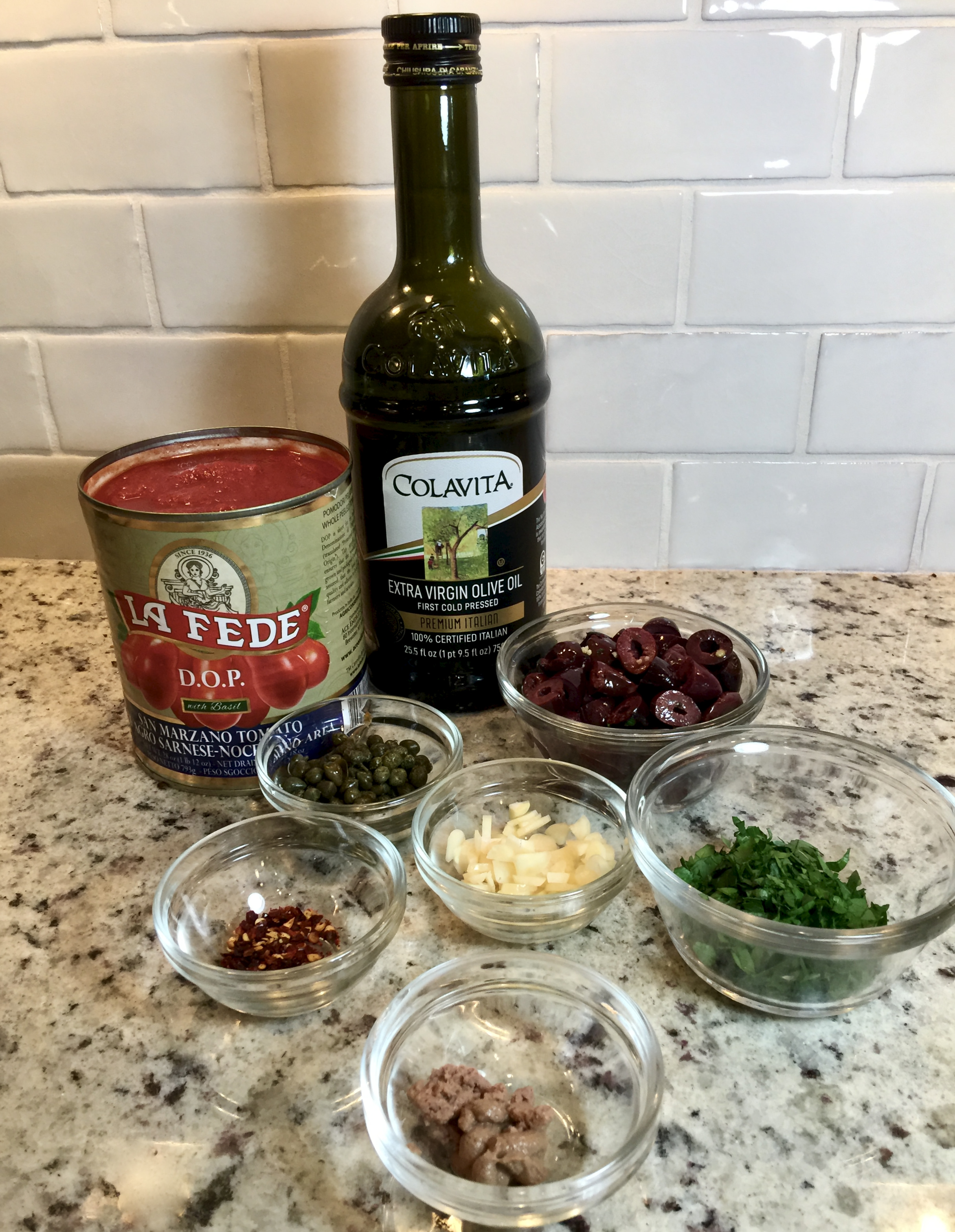 ingredients for puttanesca sauce