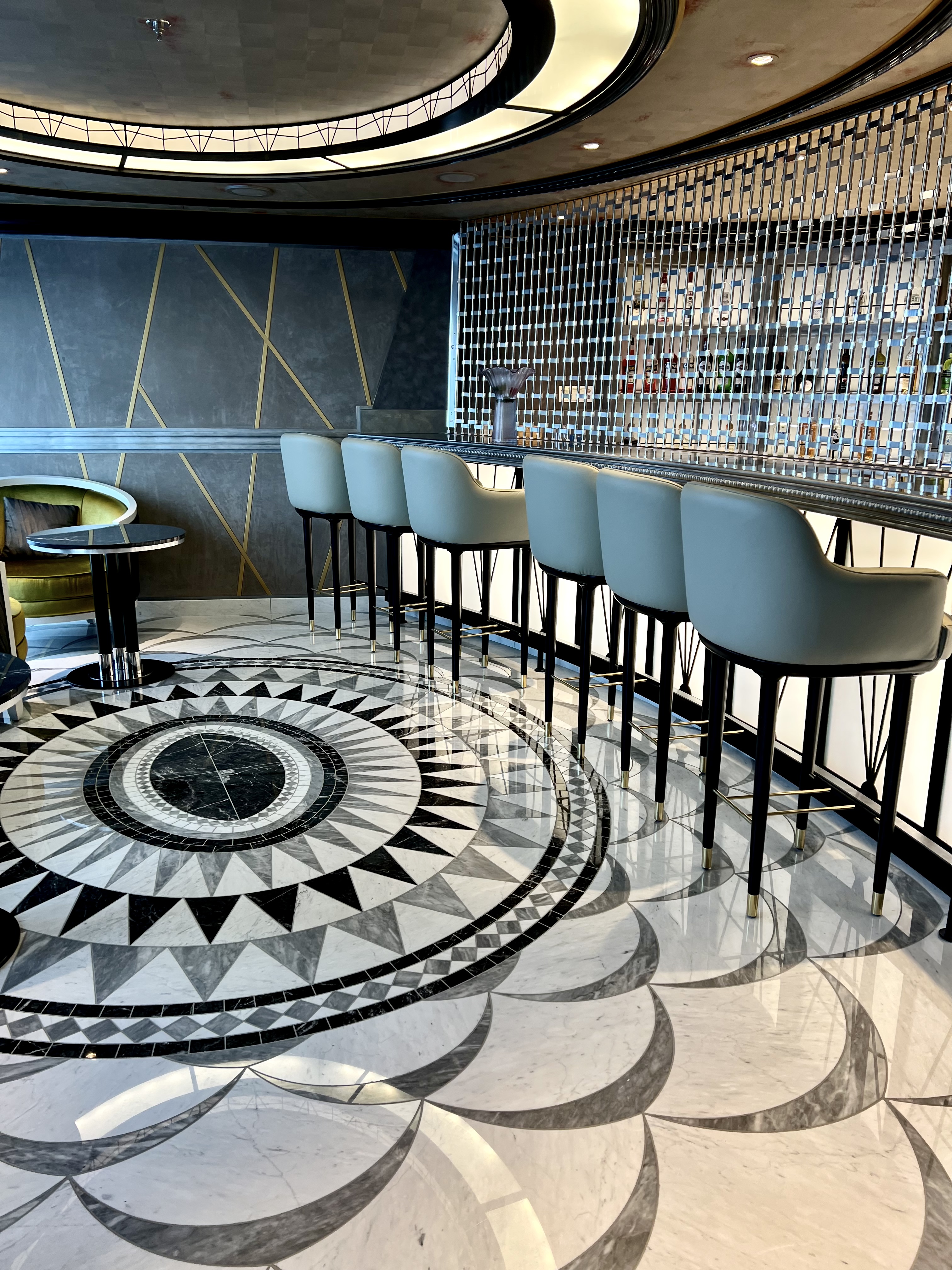 chartreuse bar