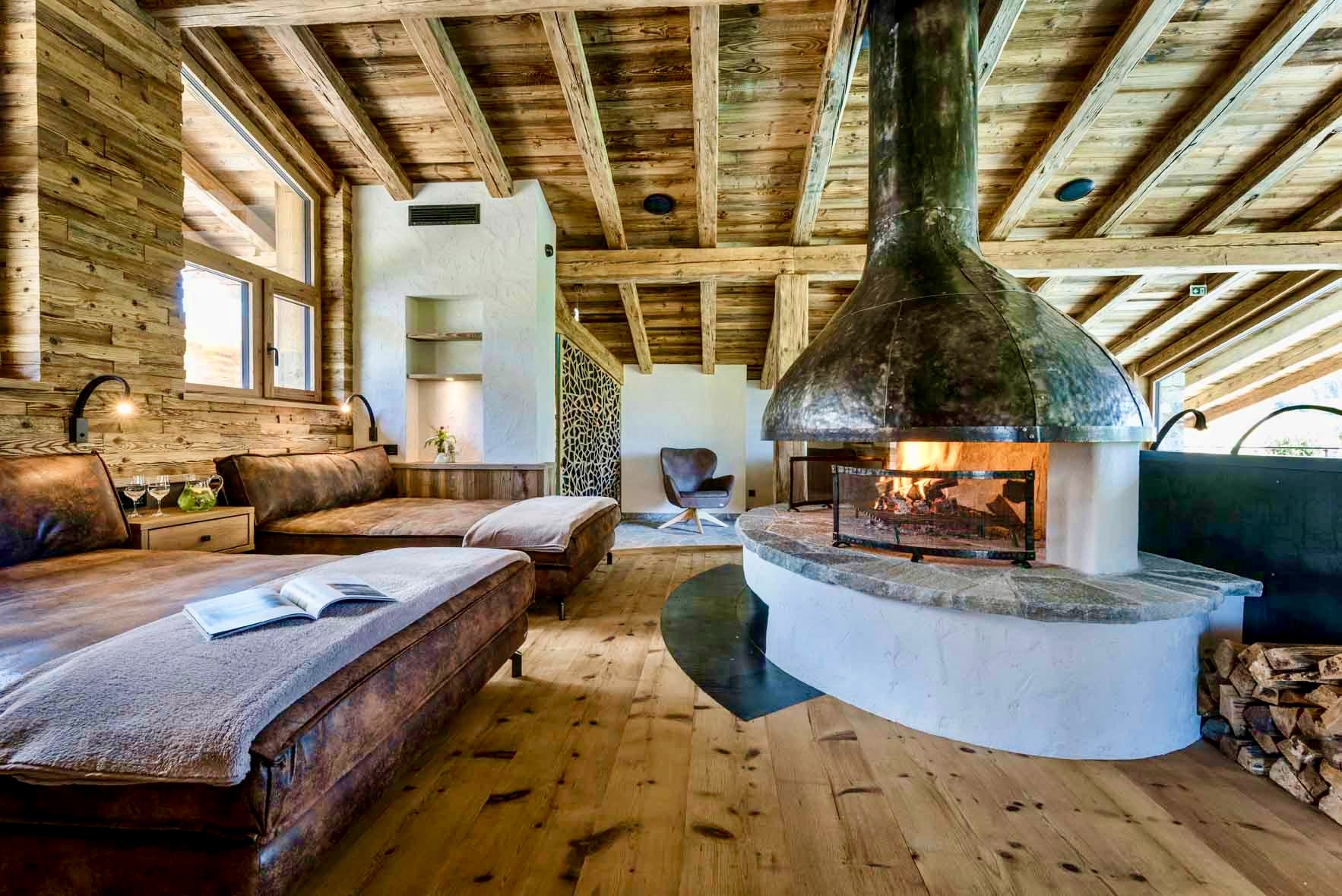 Relaxation Room In The Sauna Lodge Hotel Post Lermoos