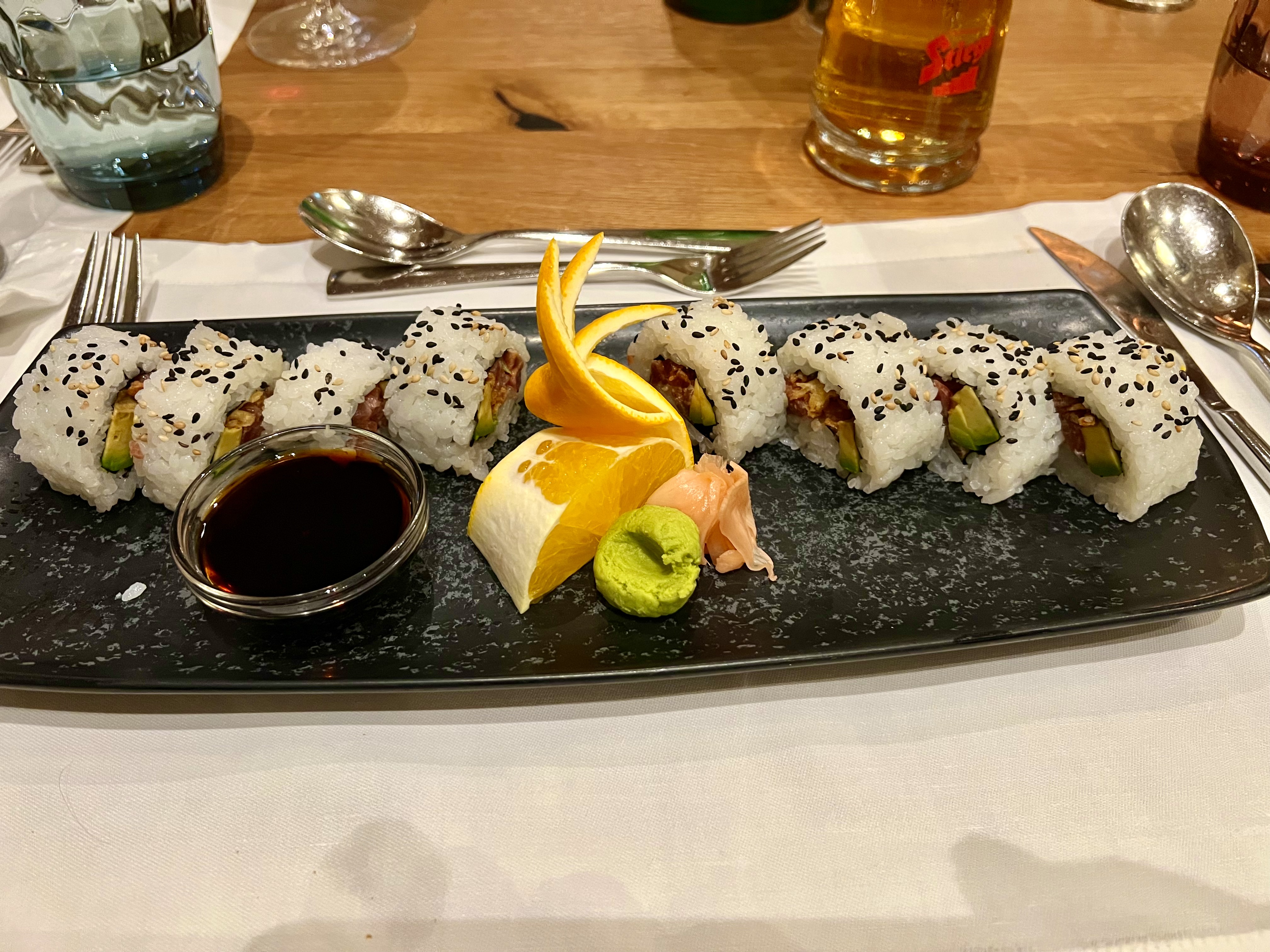 spice tuna california roll