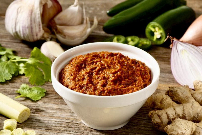 thai red curry paste  ingredients 