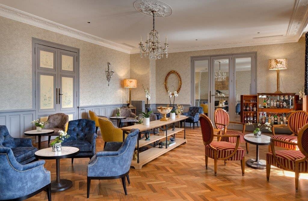 Le Manior Les Minimes Lounge