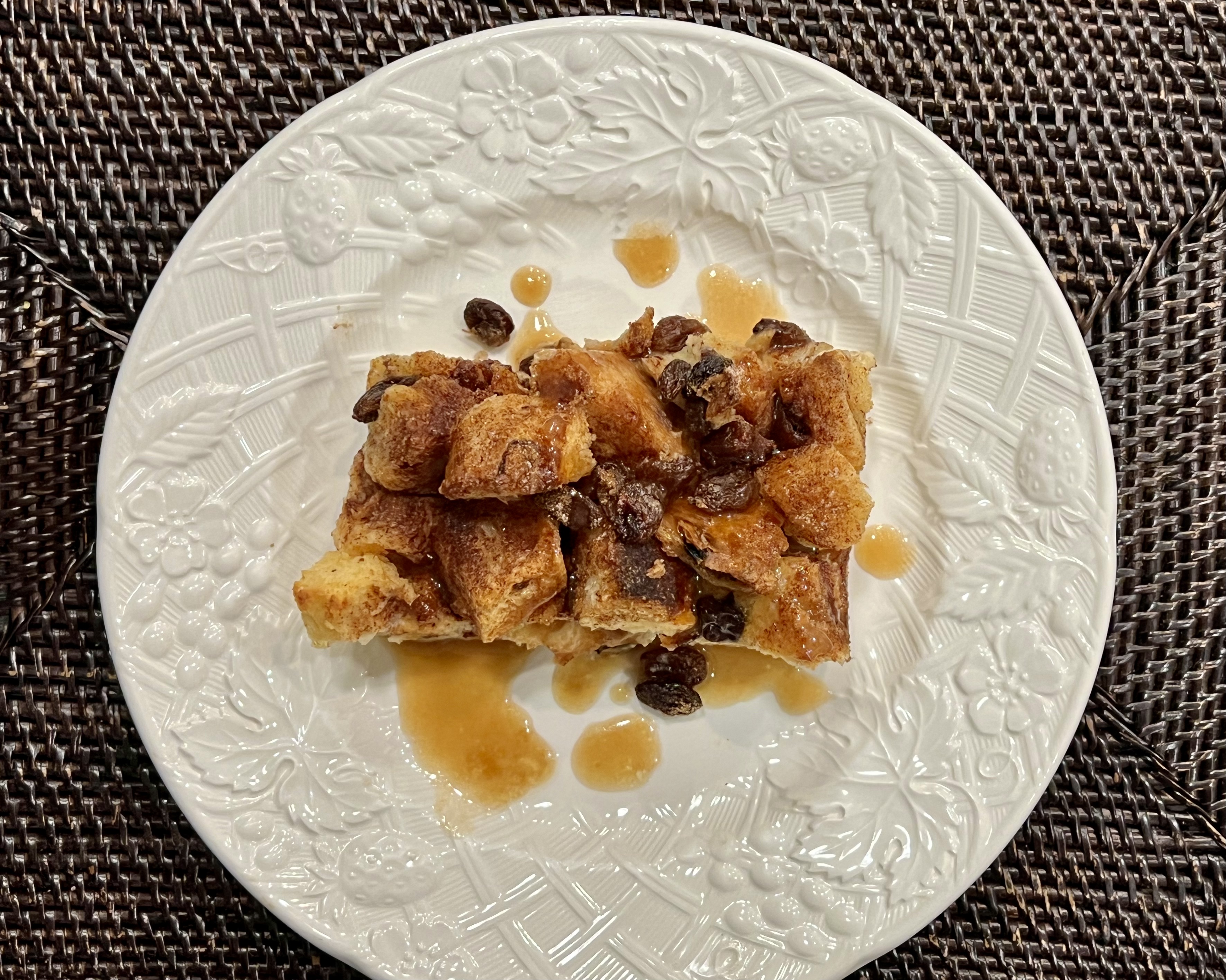 cinnamon raisin bread pudding