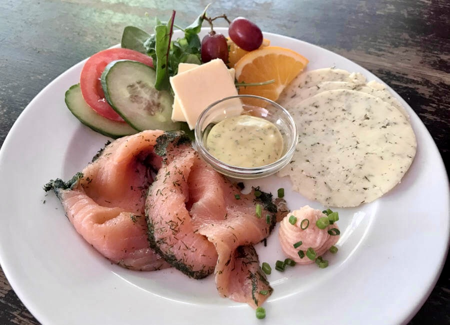 cured-salmon-breakfast