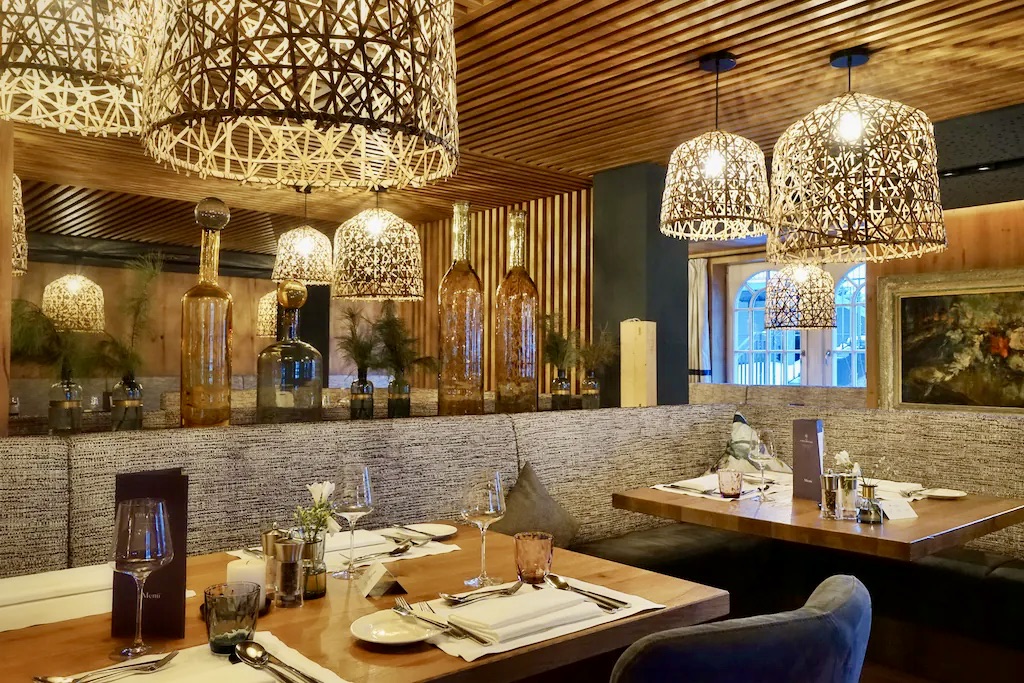 das-edelweiss-dining-room