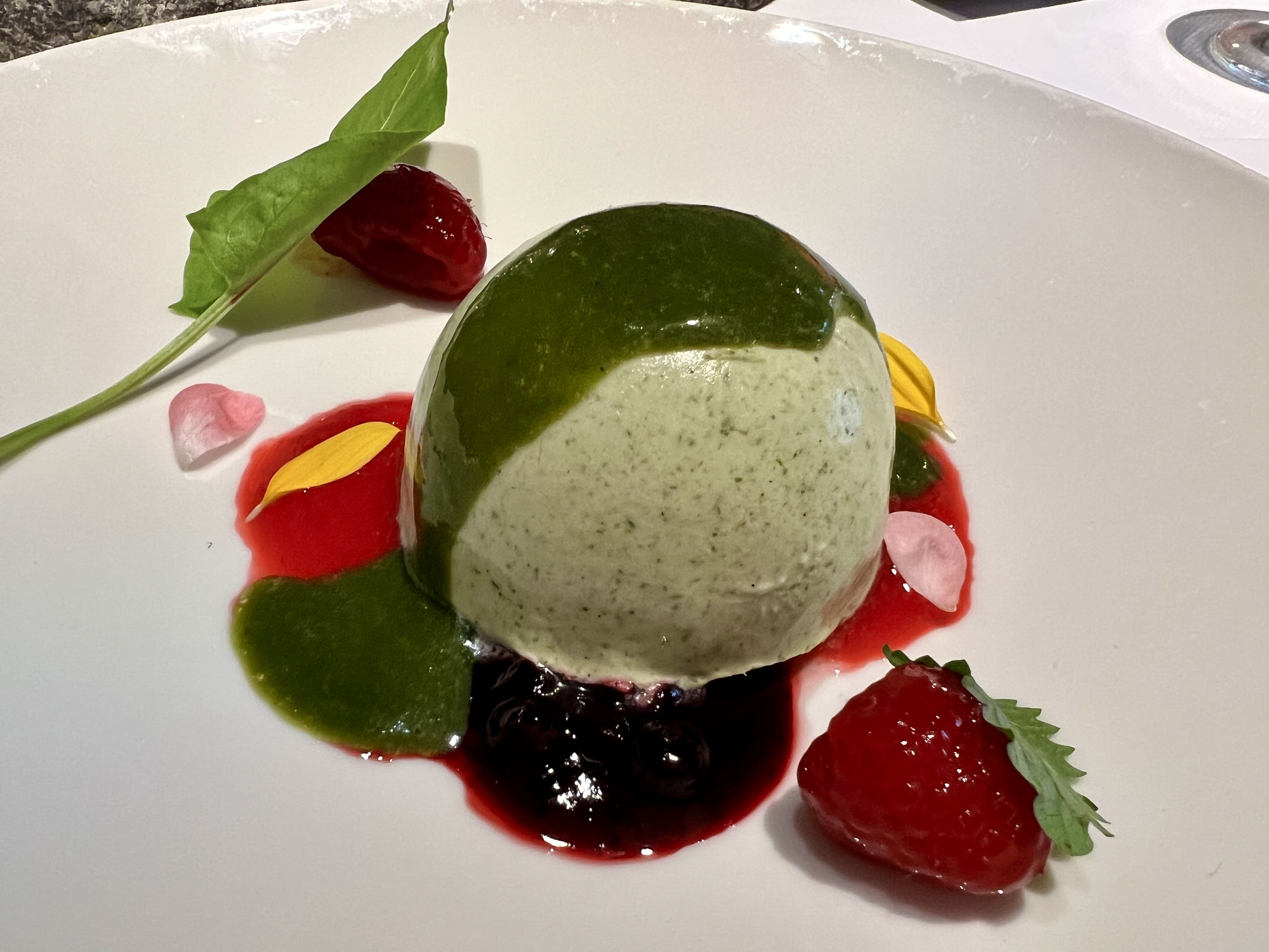 bombe-glacée-berries-sorrel