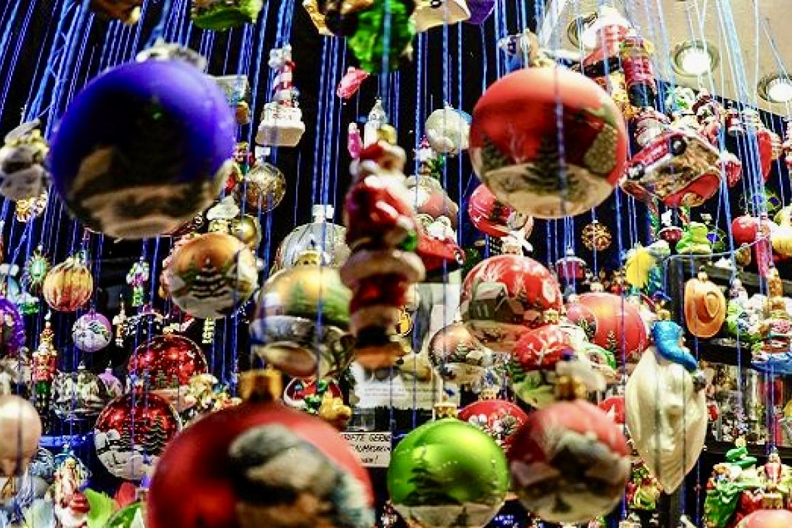 christmas-ornaments