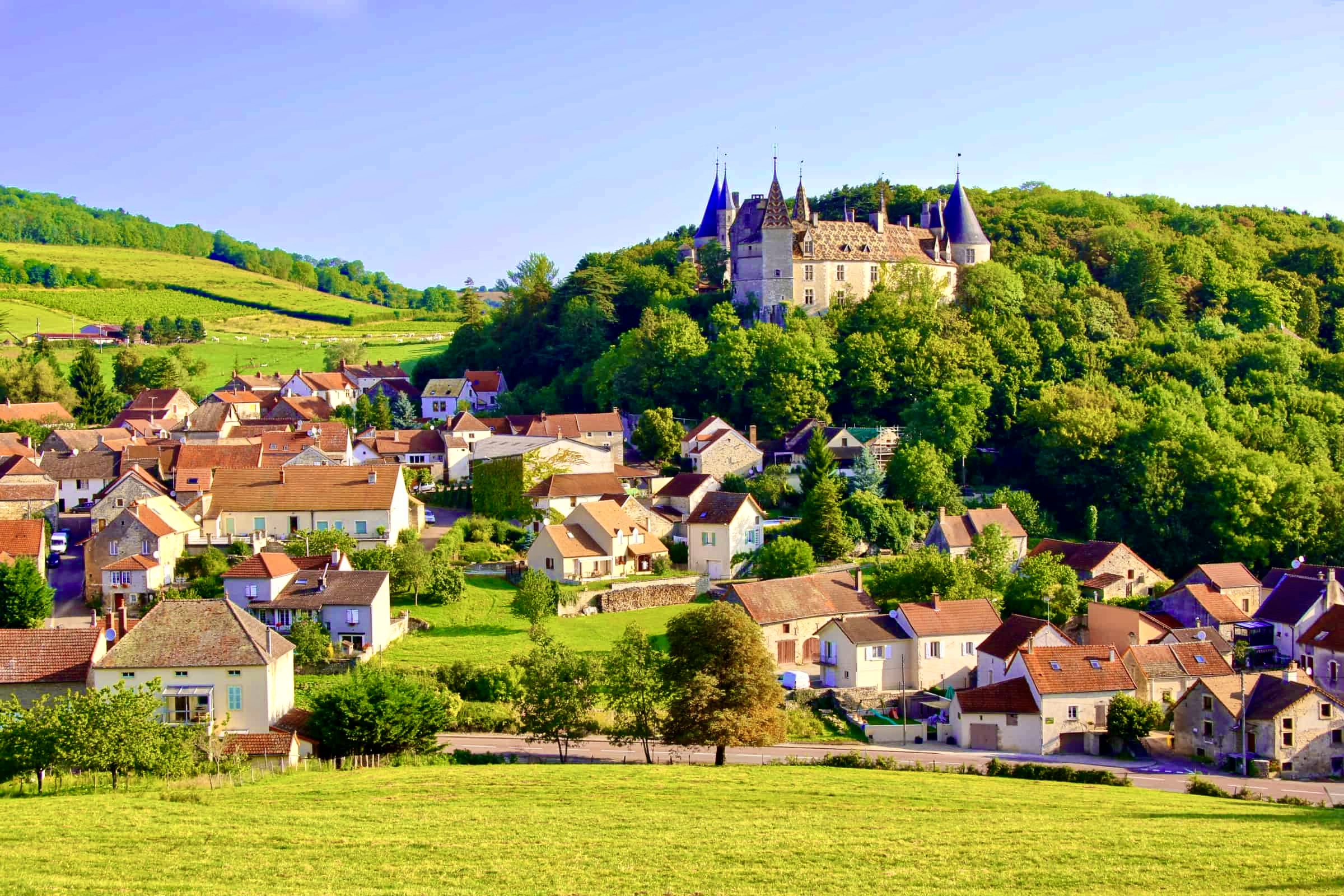 la-rochepot-burgundy-france