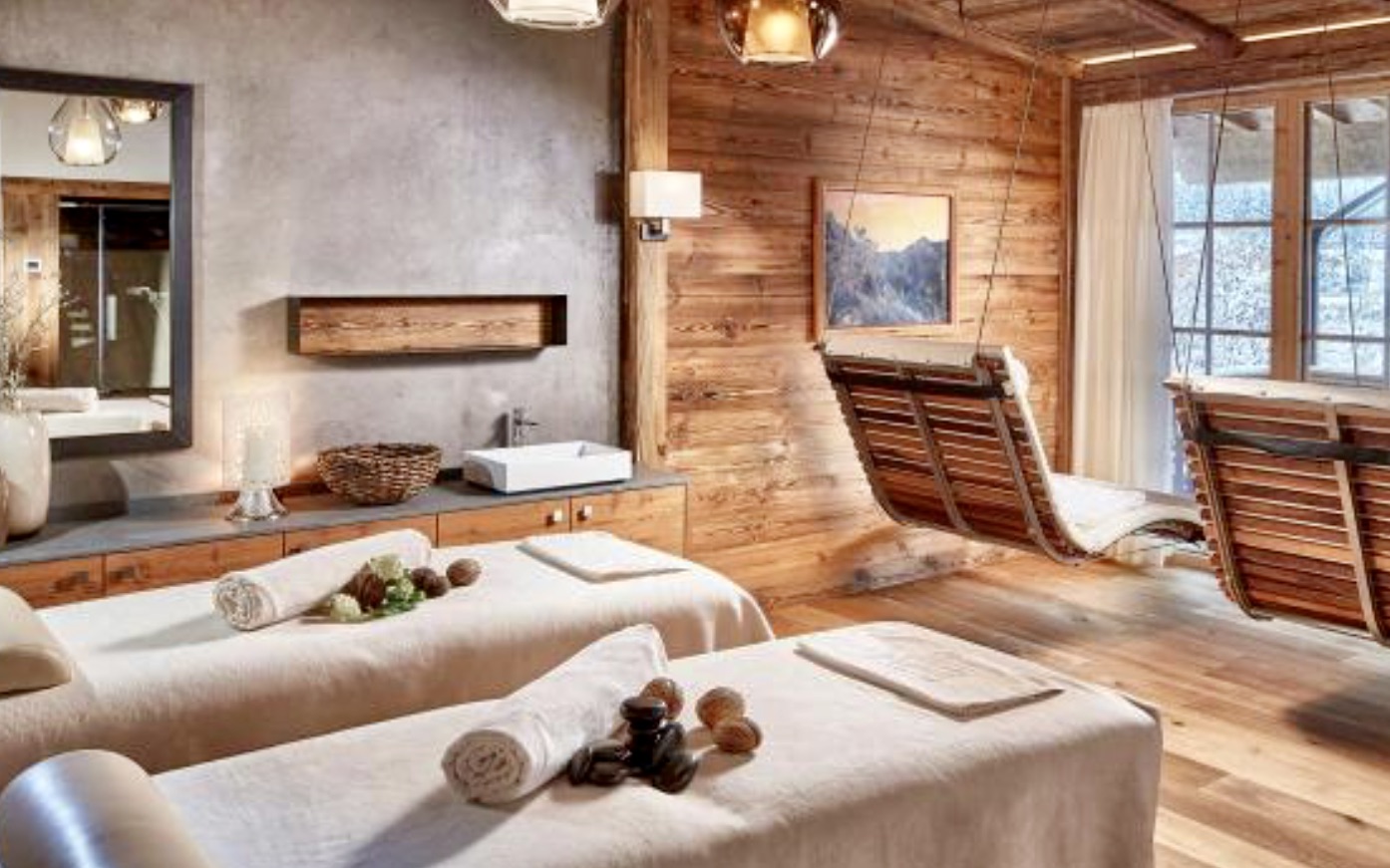 couples massage room at the Jagdhof
