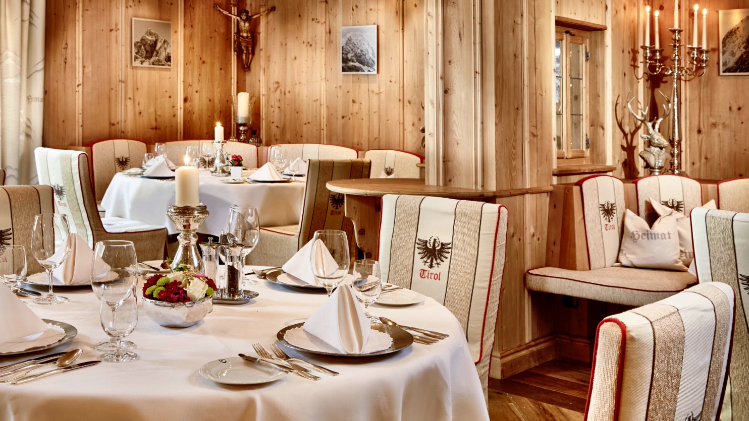 one of the dining rooms at the Jagdhof